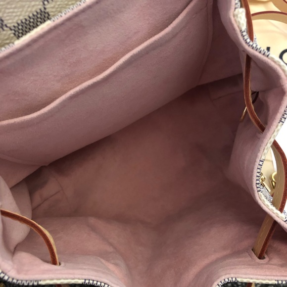 Louis Vuitton Sperone BB - Picture 5 of 16